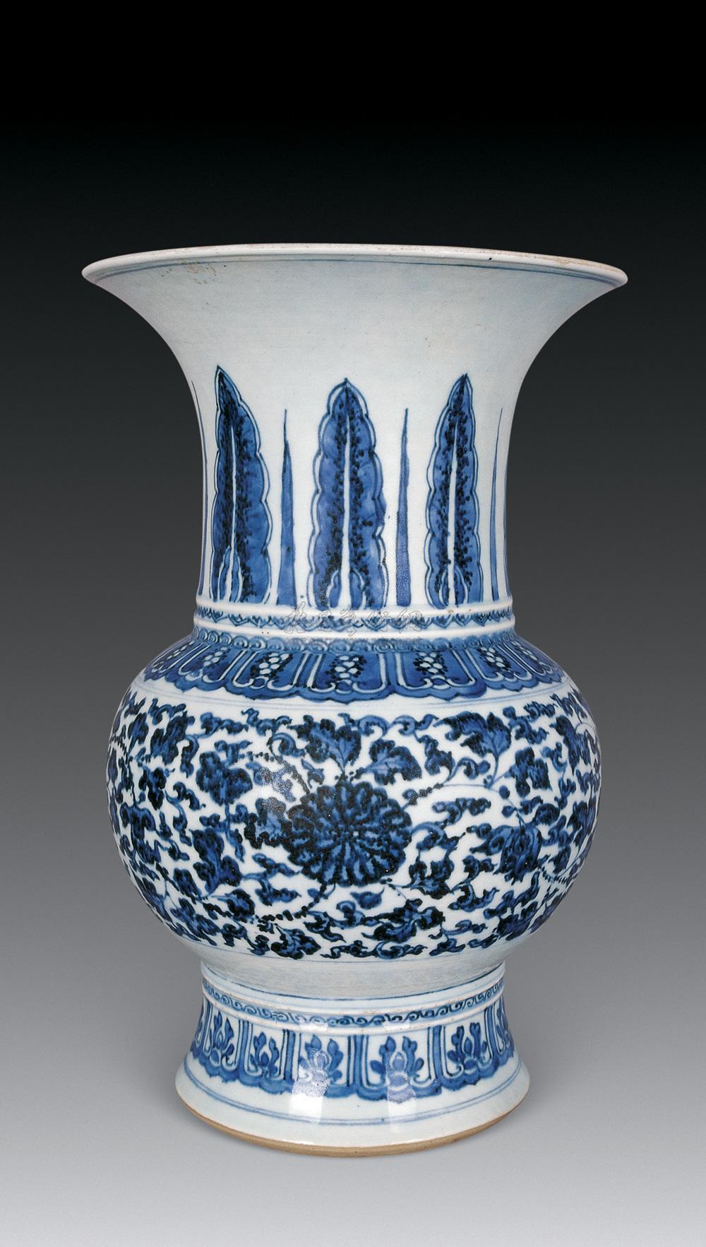 【清雍正 青花缠枝莲尊】拍卖品_图片_价格_鉴赏_清代青花瓷器_雅昌