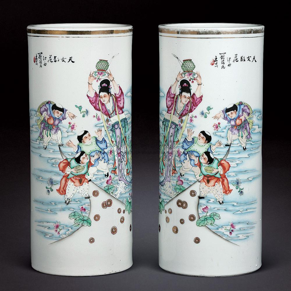 0513 民国 粉彩罗宿氏天女撒花帽筒 (一对)