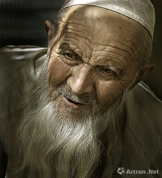 《维族老人 uighur old man》