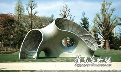 阅读都市：阅读现代公共雕塑