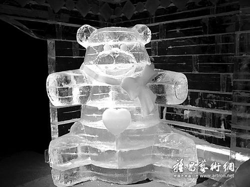 中国冰雕艺术美仑美奂亮相华盛顿