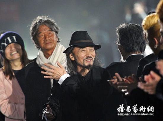 三千拥趸 山本耀司荣归日本