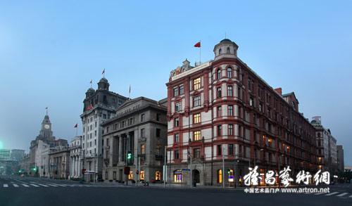 时尚腕表惊艳外滩