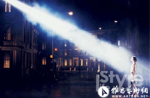 摄影教父的诗意魔法