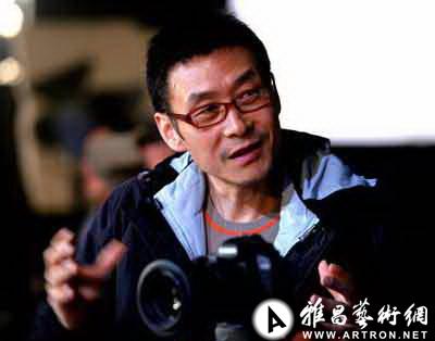 《星光耀东方》专访中国当代艺术家汪建伟